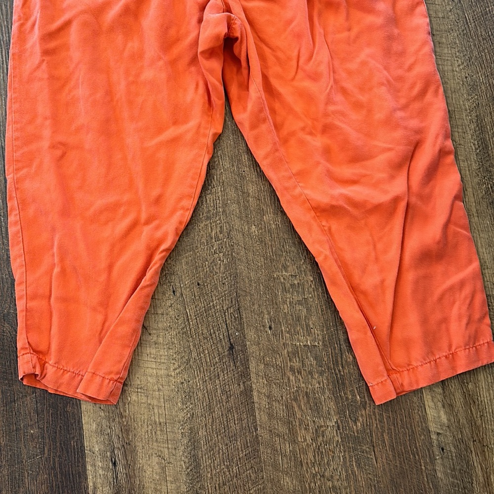 Loft Capris - Picture 3 of 7